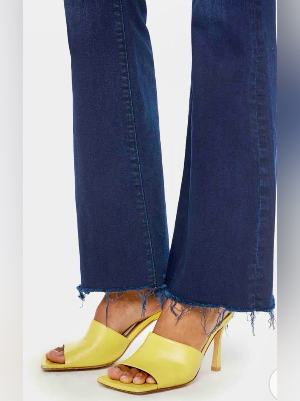 MOTHER - The Weekender Fray Jeans Women’s Size 25 - Picture 4 of 12